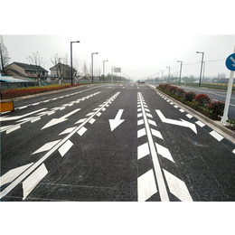 眾呈精工 以專業設備賦能仙桃交通地面劃線，筑牢城市交通安全基石