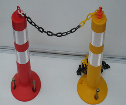 柔性防護(hù)新選擇 75公分高彈警示柱的專業(yè)解析與應(yīng)用